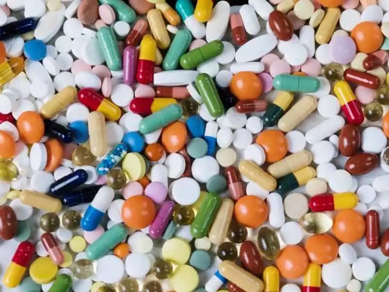 Kenapa Minum Obat Lebih Baik Setelah Makan?