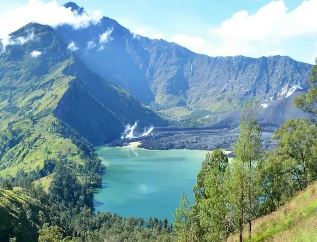 Hindari Tragedi seperti di Rinjani, Lakukan 6 Persiapan Ini Untuk Mendaki Gunung